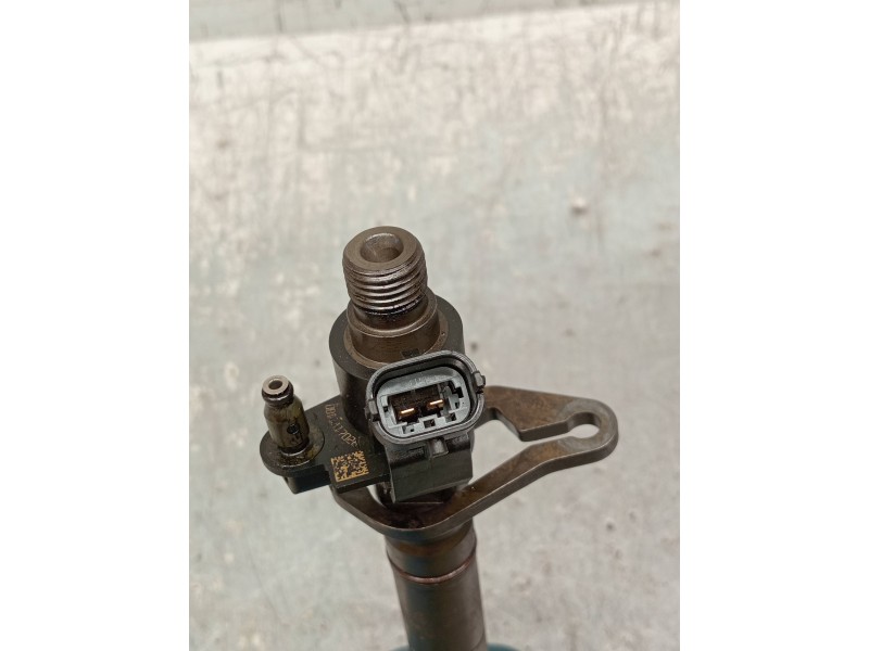 Recambio de inyector para jaguar xf 3.0 v6 diesel grace referencia OEM IAM 0445116091011 9X2Q9K546DB BOSCH