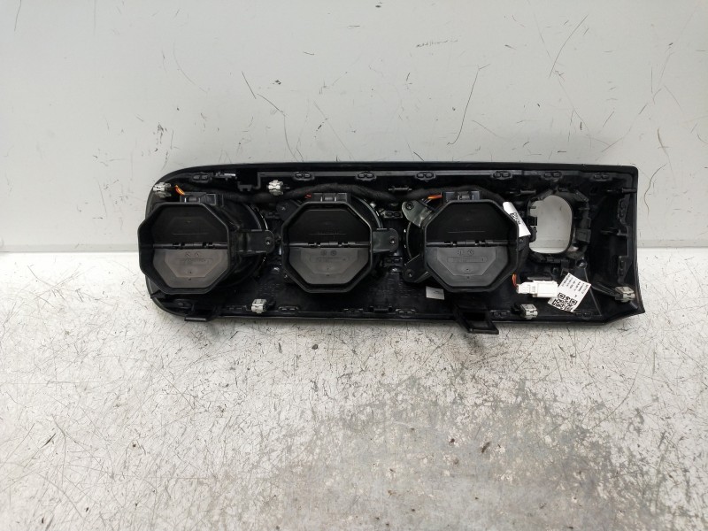 Recambio de rejilla aireadora para mercedes clase a (bm 177) a 200 d (177.012) referencia OEM IAM A1776809800  