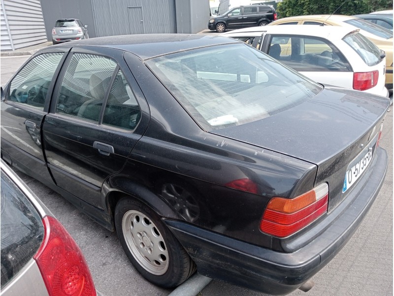 bmw serie 3 berlina (e36) del año 1994