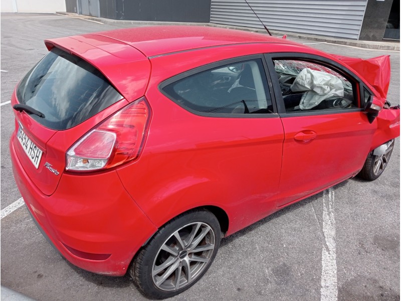ford fiesta (ccn) del año 2013