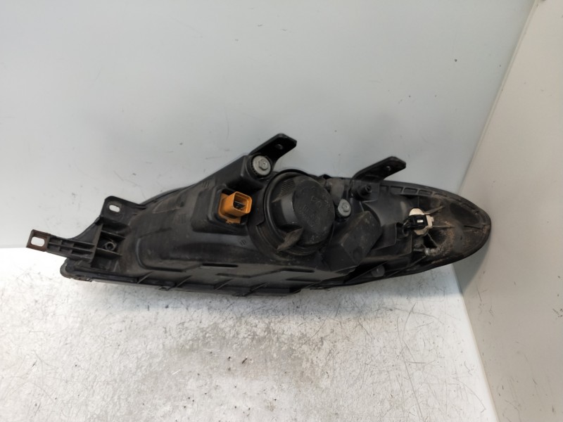 Recambio de faro derecho para daewoo lacetti se referencia OEM IAM   