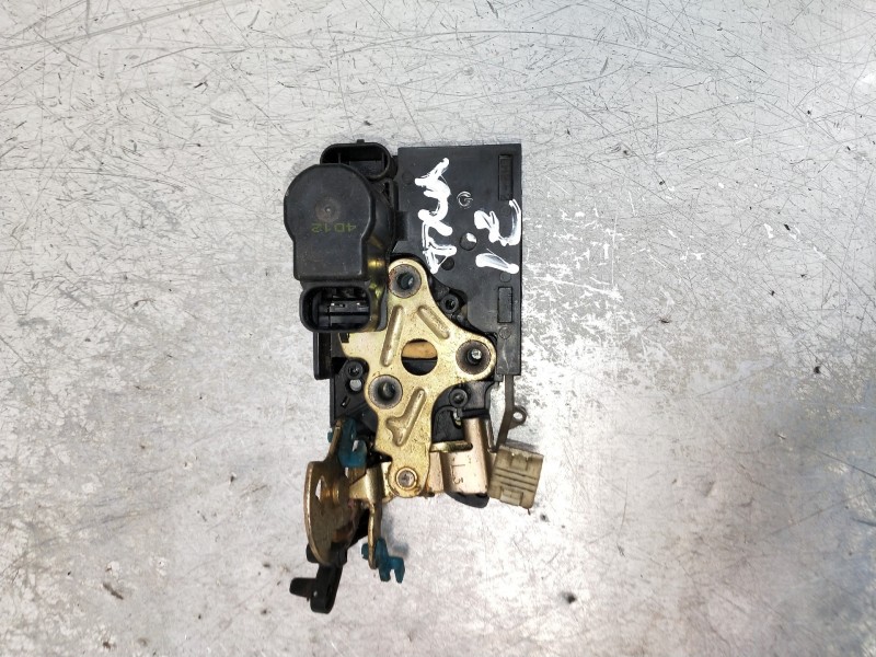 Recambio de motor cierre centralizado trasero izquierdo para daewoo lacetti se referencia OEM IAM   5P