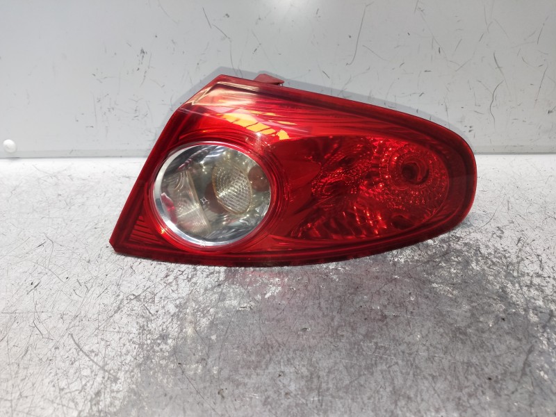 Recambio de piloto trasero derecho para daewoo lacetti se referencia OEM IAM   