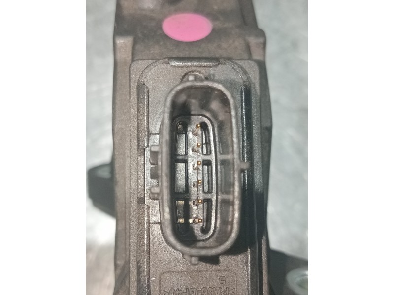 Recambio de potenciometro pedal para toyota avensis advance referencia OEM IAM 7811005040  