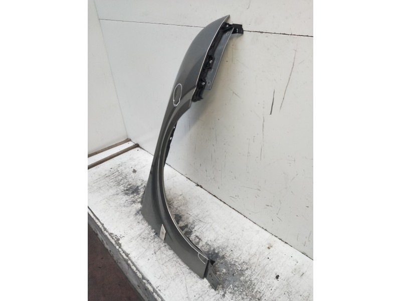 Recambio de aleta delantera derecha para opel vectra c berlina club referencia OEM IAM   