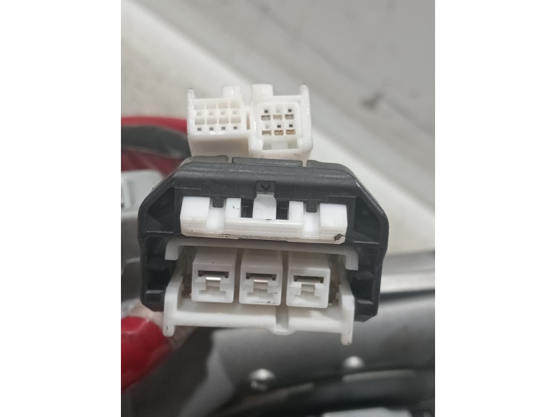 Recambio de columna direccion para toyota avensis advance referencia OEM IAM 45250055521 6900003546 