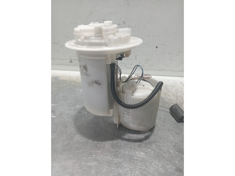 Recambio de bomba combustible para toyota avensis advance referencia OEM IAM 7702005140  