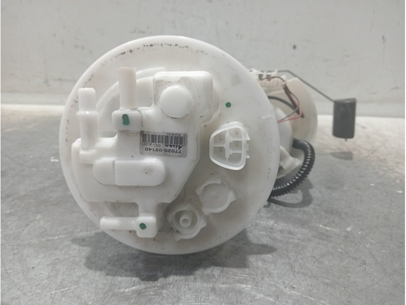 Recambio de bomba combustible para toyota avensis advance referencia OEM IAM 7702005140  