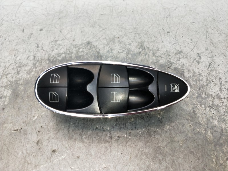 Recambio de mando elevalunas delantero izquierdo para mercedes clase cls (w219) 350 cgi (219.357) referencia OEM IAM A2118213679