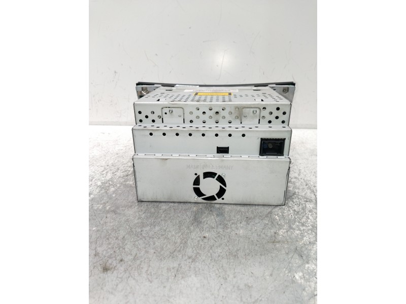 Recambio de sistema audio / radio cd para mercedes clase cls (w219) 350 cgi (219.357) referencia OEM IAM A2118203297 61212678 