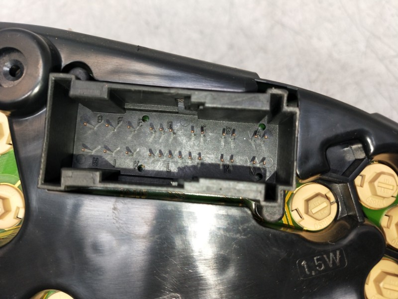 Recambio de cuadro instrumentos para mercedes clase e (w210) berlina diesel 290 turbodiesel (210.017) referencia OEM IAM 2105401