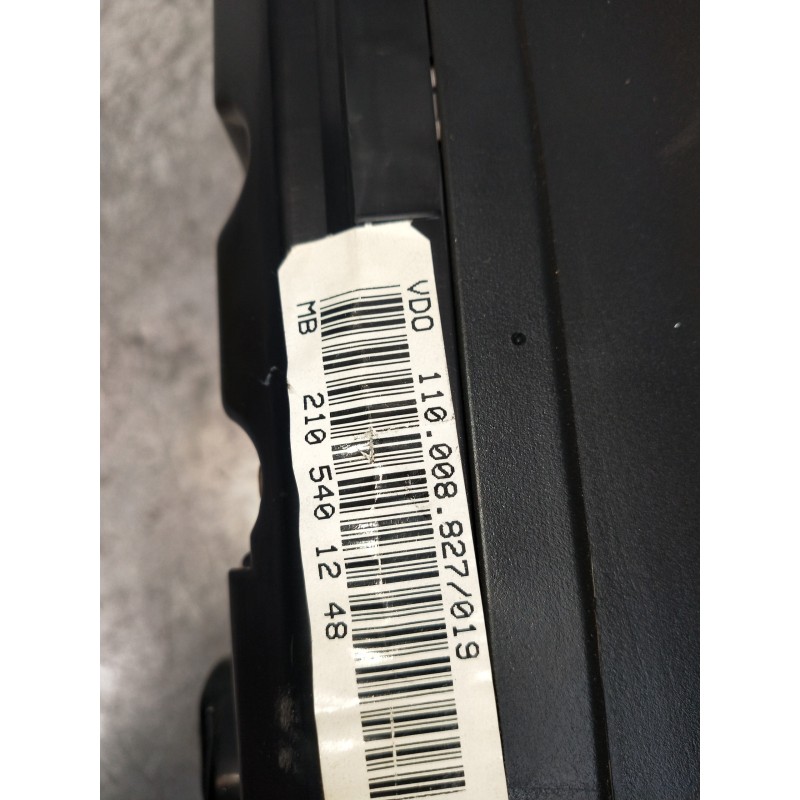 Recambio de cuadro instrumentos para mercedes clase e (w210) berlina diesel 290 turbodiesel (210.017) referencia OEM IAM 2105401