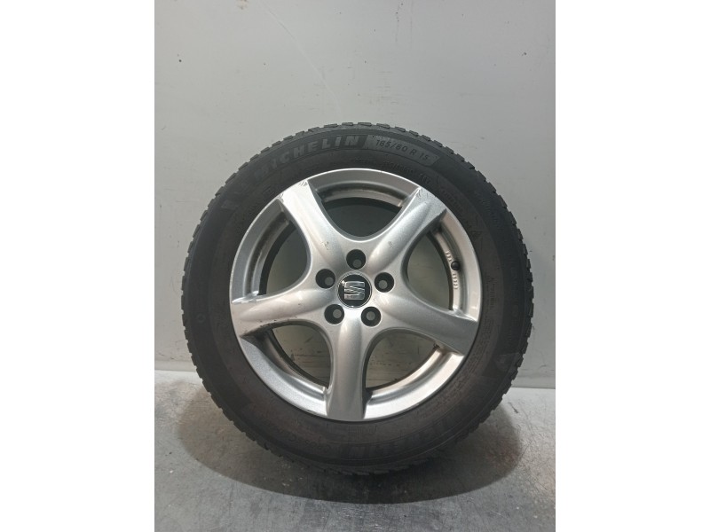 Recambio de juego llantas para seat toledo (kg3) style referencia OEM IAM   185/60/15