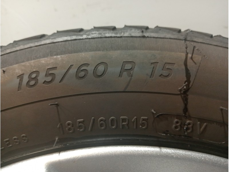 Recambio de juego llantas para seat toledo (kg3) style referencia OEM IAM   185/60/15