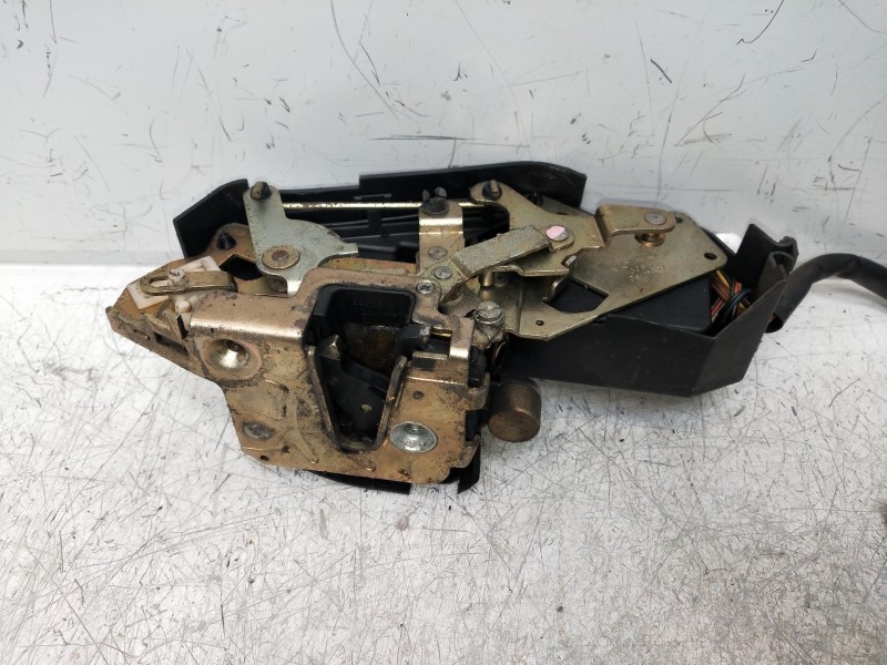 Recambio de motor cierre centralizado delantero izquierdo para volvo serie 850 2.5 10v berlina referencia OEM IAM   4P