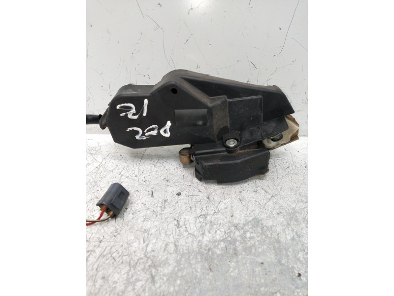 Recambio de motor cierre centralizado delantero izquierdo para volvo serie 850 2.5 10v berlina referencia OEM IAM   4P