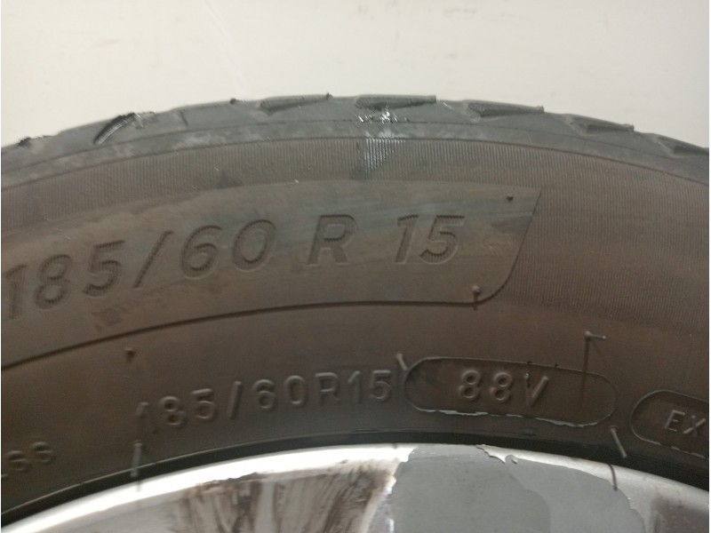 Recambio de juego llantas para seat toledo (kg3) style referencia OEM IAM   185/60/15