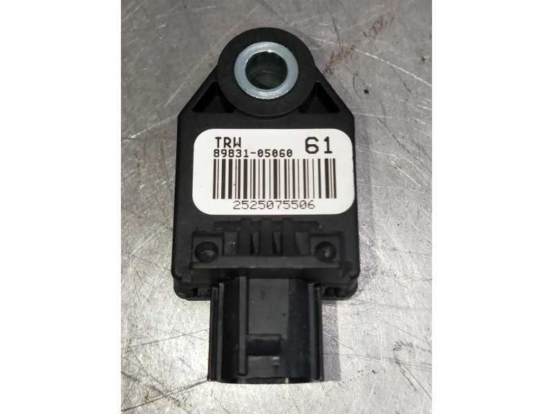 Recambio de sensor para toyota avensis advance referencia OEM IAM 8983105060 2525075506 