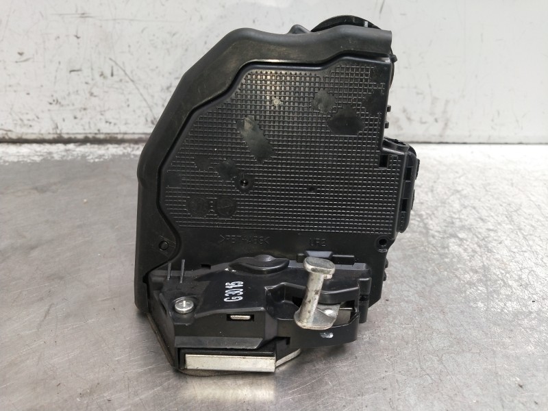 Recambio de motor cierre centralizado trasero derecho para toyota avensis advance referencia OEM IAM A084219  4P