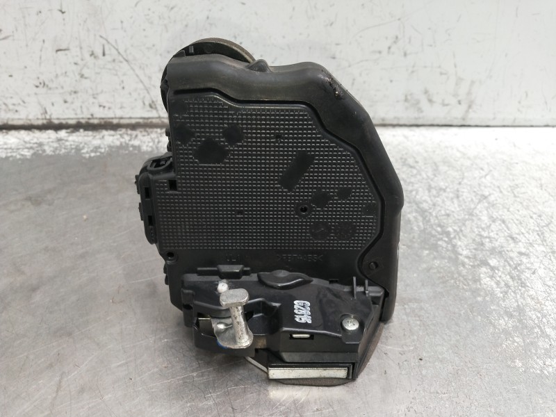 Recambio de motor cierre centralizado trasero izquierdo para toyota avensis advance referencia OEM IAM A084219  4P