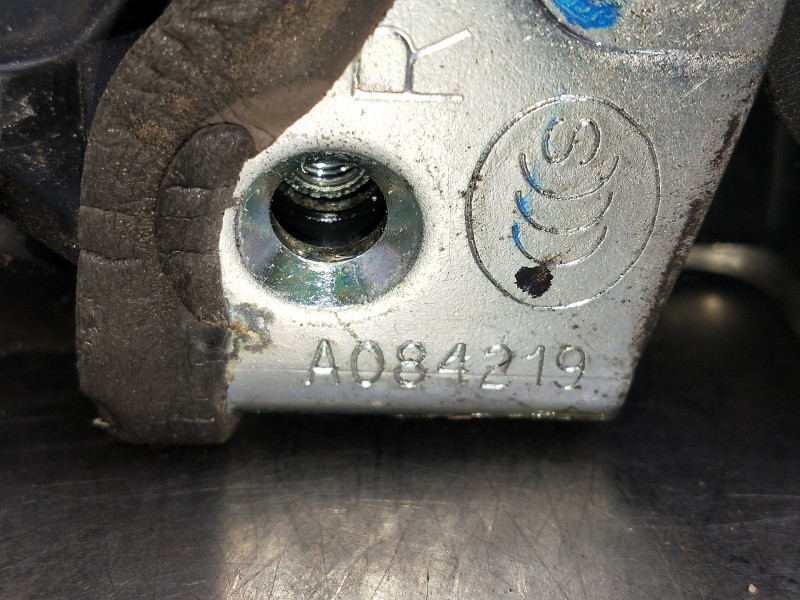 Recambio de motor cierre centralizado delantero derecho para toyota avensis advance referencia OEM IAM A084219  4P