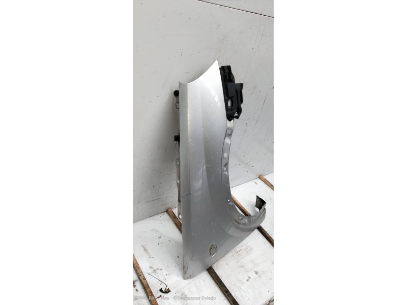 Recambio de aleta delantera derecha para opel combo (corsa c) familiar referencia OEM IAM   