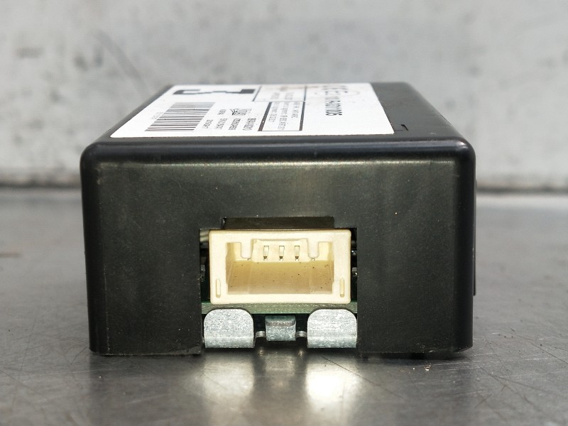 Recambio de modulo electronico para toyota avensis advance referencia OEM IAM 8974102210 VZS000048593 10R0311005