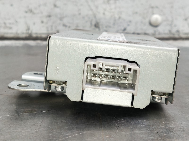 Recambio de modulo electronico para toyota avensis advance referencia OEM IAM 8598A05010 EUV9TY023DH 150730IA01