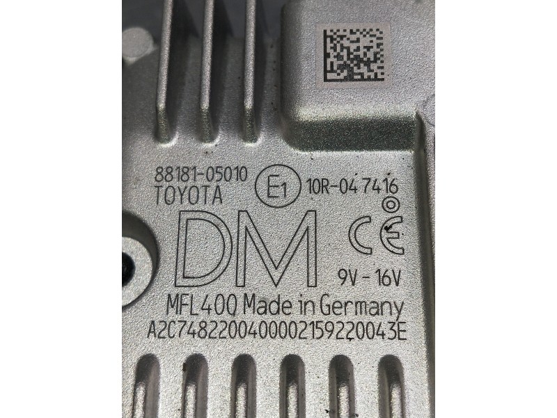 Recambio de modulo electronico para toyota avensis advance referencia OEM IAM 8818105010 10R047416 CAMARA