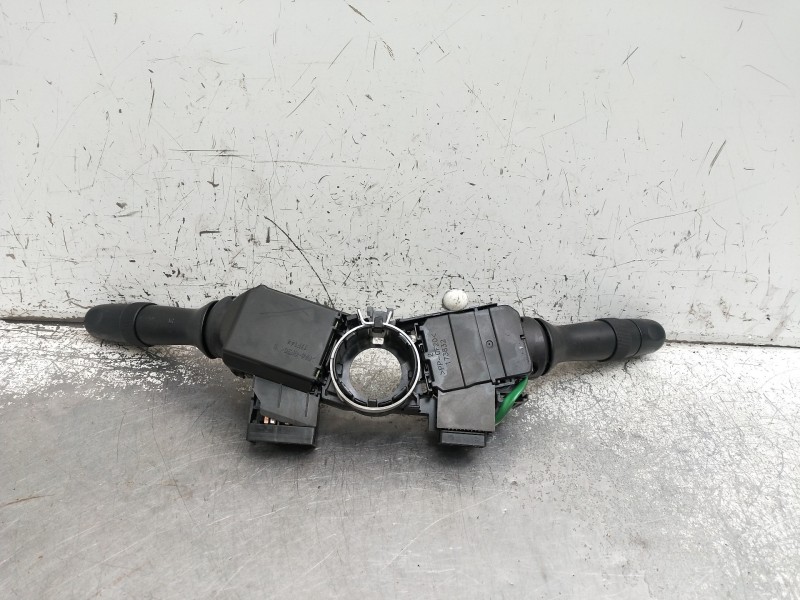 Recambio de mando luces para toyota avensis advance referencia OEM IAM   