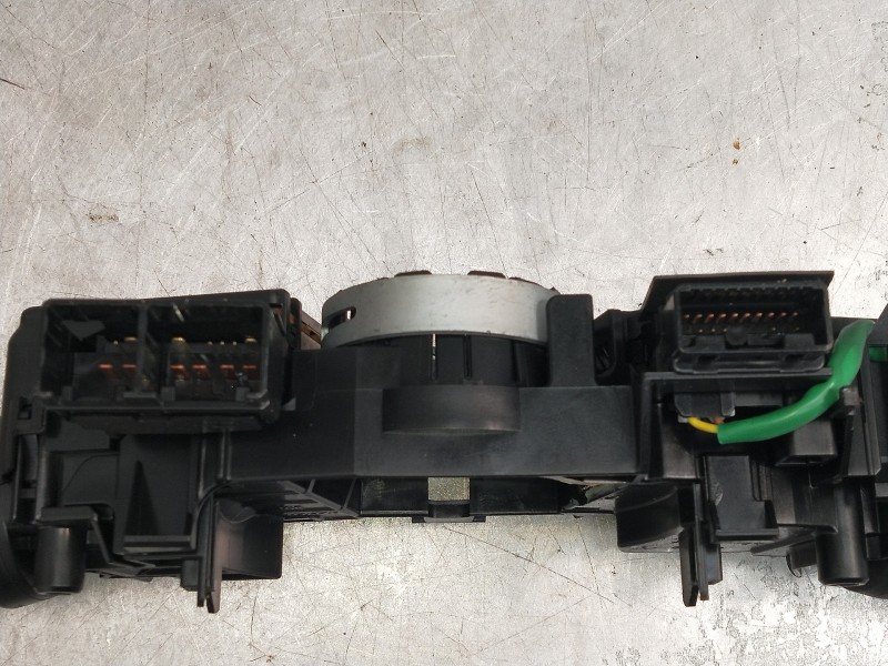 Recambio de mando luces para toyota avensis advance referencia OEM IAM   