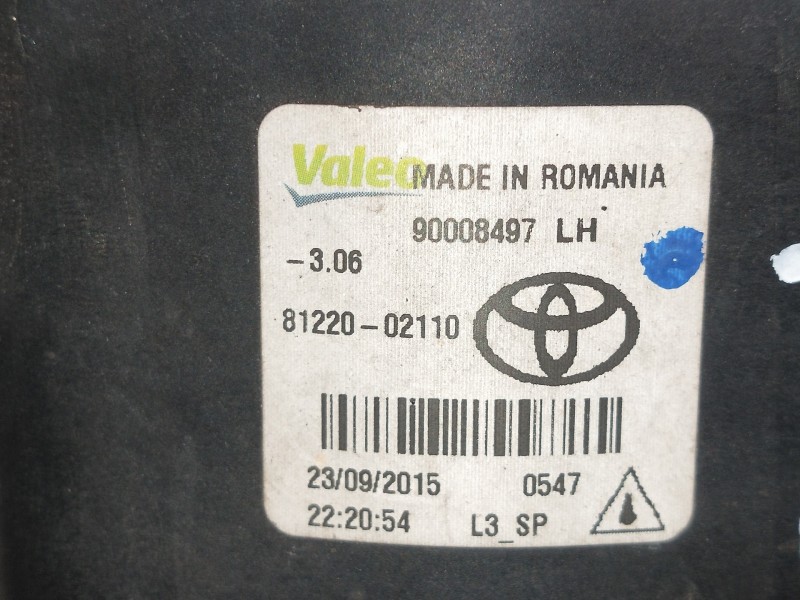 Recambio de faro antiniebla izquierdo para toyota avensis advance referencia OEM IAM 90008497 8122002110 