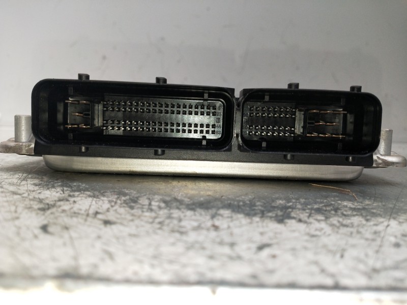 Recambio de centralita motor uce para audi a4 berlina (b5) 1.9 tdi referencia OEM IAM 0281010094 038906019AN 