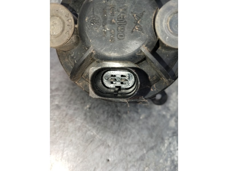 Recambio de faro antiniebla derecho para audi a4 berlina (b5) 1.9 tdi referencia OEM IAM 8D0941700B  