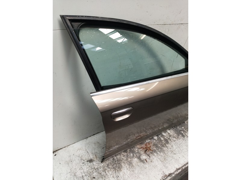 Recambio de puerta delantera derecha para audi a6 berlina (4f2) 2.0 tfsi referencia OEM IAM   4P