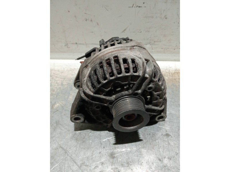 Recambio de alternador para opel vectra c berlina club referencia OEM IAM 0124525030  