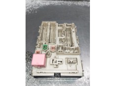 Recambio de caja reles / fusibles para toyota avensis advance referencia OEM IAM 8273005J70 480215G07 
