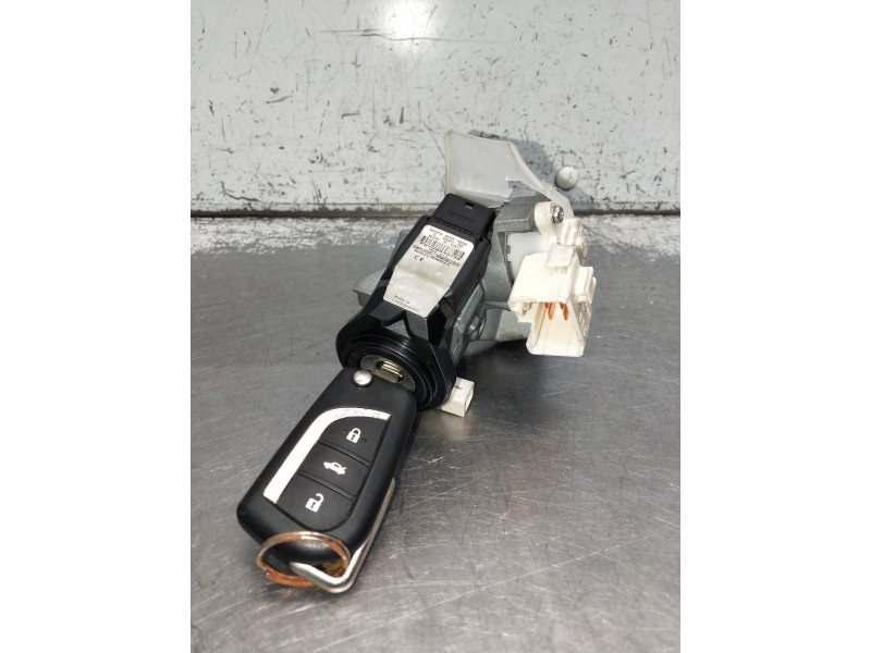 Recambio de conmutador de arranque para toyota avensis advance referencia OEM IAM 8978305030 625507000 PO7U9533738