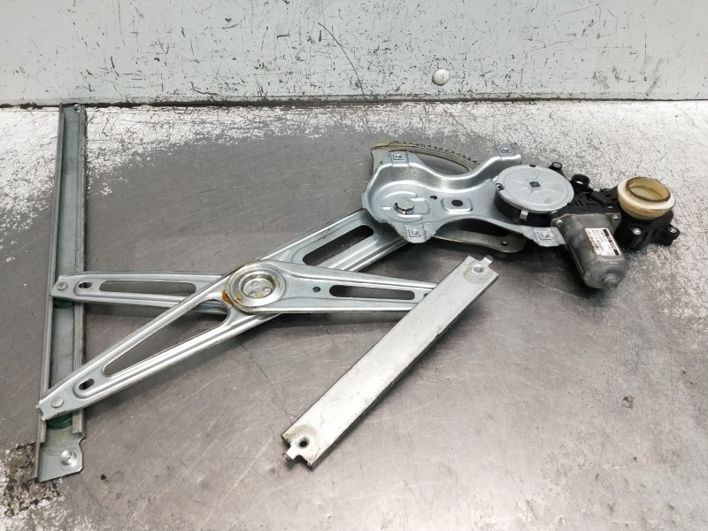 Recambio de elevalunas delantero derecho para toyota avensis advance referencia OEM IAM 857005051 C35419101 4P