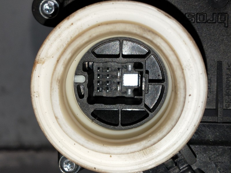 Recambio de elevalunas trasero derecho para toyota avensis advance referencia OEM IAM 8571005061 C35421101 4P