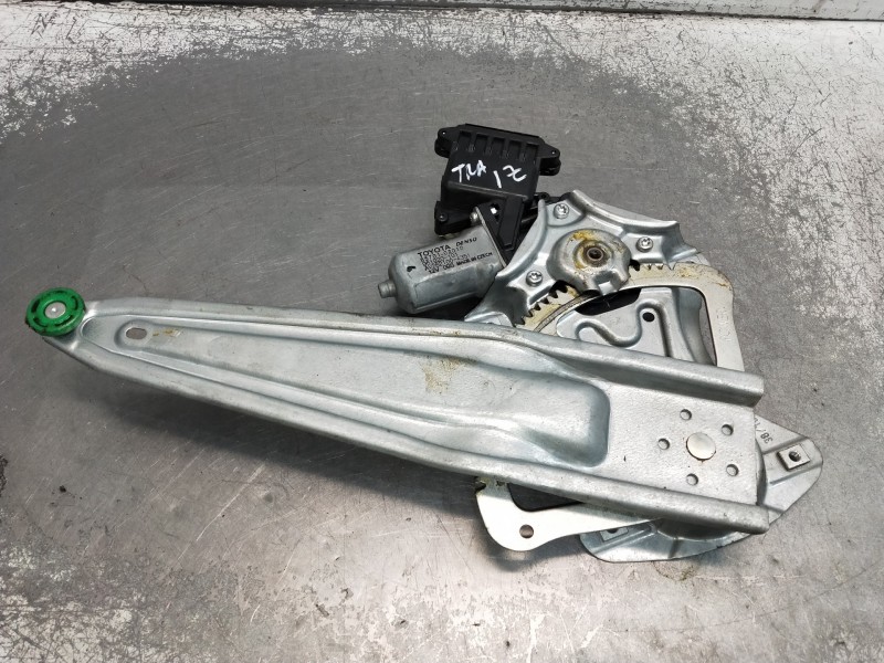 Recambio de elevalunas trasero izquierdo para toyota avensis advance referencia OEM IAM 8572005061 C35420101 4P