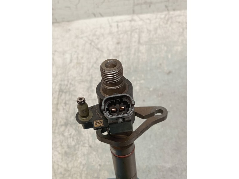 Recambio de inyector para jaguar xf 3.0 v6 diesel grace referencia OEM IAM 0445116091011 9X2Q9K546DB BOSCH