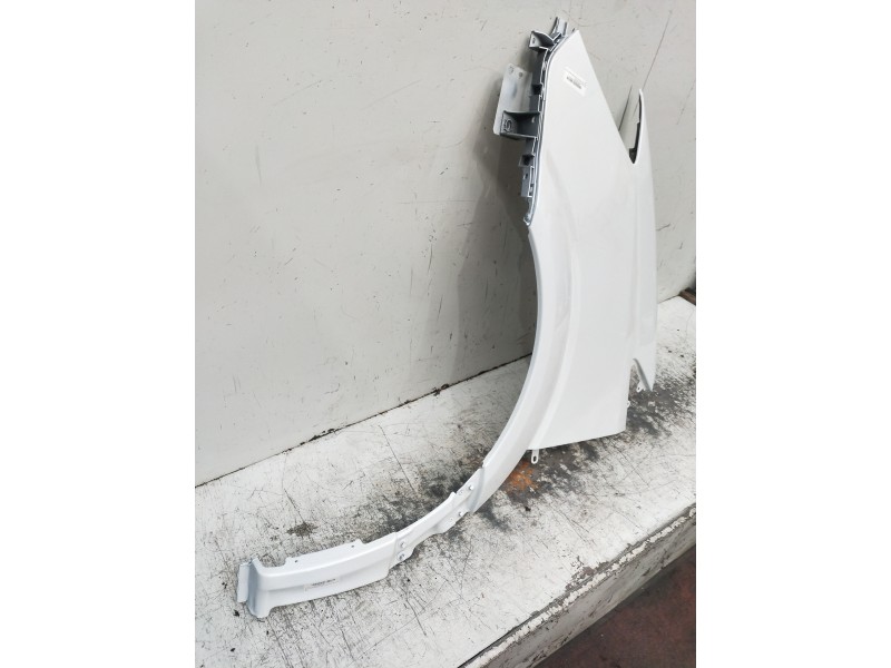 Recambio de aleta delantera izquierda para mercedes sprinterii caja cerrada (desde 01.06) 2.1 cdi cat referencia OEM IAM   