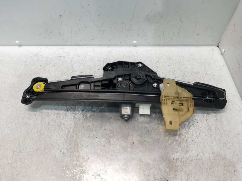 Recambio de elevalunas delantero derecho para renault captur ii 1.0 referencia OEM IAM 807203293R  5P