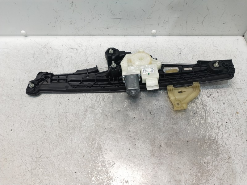 Recambio de elevalunas delantero izquierdo para renault captur ii 1.0 referencia OEM IAM 807215326R  5P