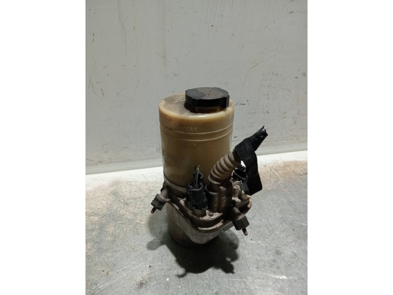 Recambio de bomba direccion para opel vectra c berlina club referencia OEM IAM   