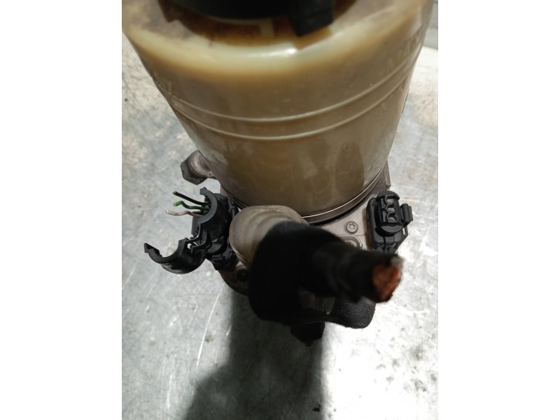 Recambio de bomba direccion para opel vectra c berlina club referencia OEM IAM   