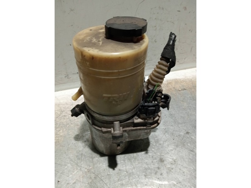 Recambio de bomba direccion para opel vectra c berlina club referencia OEM IAM   