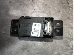 Recambio de mando multifuncion para renault captur ii 1.0 referencia OEM IAM 251752075R  FRENO DE MANO ELECTRICO 2
