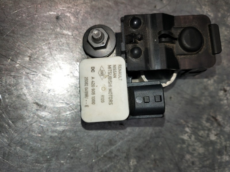 Recambio de modulo electronico para renault captur ii 1.0 referencia OEM IAM 250820499R A4209051300 